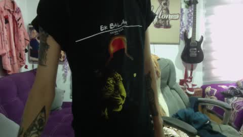 Snapshot of vl21cm chatting on September 28, 2025, 4:34 pm vl21cm online show from September 28, 2025, 4:34 pm