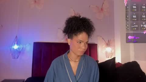 Snapshot of vnuss__ chatting on July 14, 2026, 1:30 am VENUS online show from July 14, 2026, 1:30 am