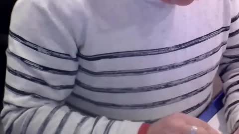 volpi72 online show from November 10, 2025, 7:46 pm