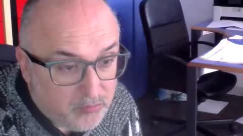Snapshot of volpi72 chatting on April 3, 2026, 12:36 pm volpi72 online show from April 3, 2026, 12:36 pm