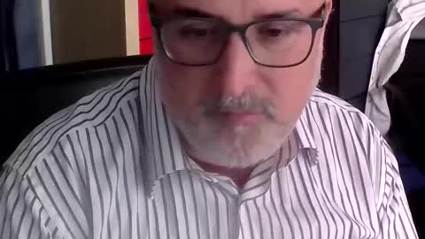 Snapshot of volpi72 chatting on April 15, 2026, 10:33 am volpi72 online show from April 15, 2026, 10:33 am