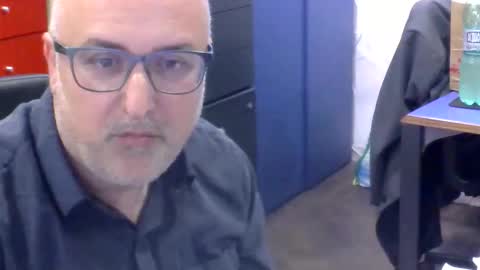 Snapshot of volpi72 chatting on May 7, 2026, 6:13 pm volpi72 online show from May 7, 2026, 6:13 pm