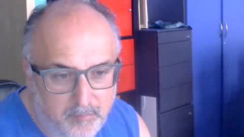 Snapshot of volpi72 chatting on July 11, 2026, 11:24 am volpi72 online show from July 11, 2026, 11:24 am