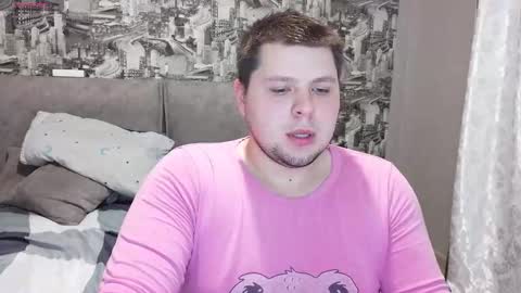 Volshebnik1302 online show from January 19, 2026, 2:37 am