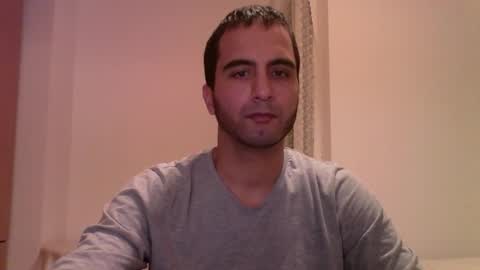 Snapshot of volve5 chatting on December 8, 2024, 3:35 pm volve5 online show from December 8, 2024, 3:35 pm