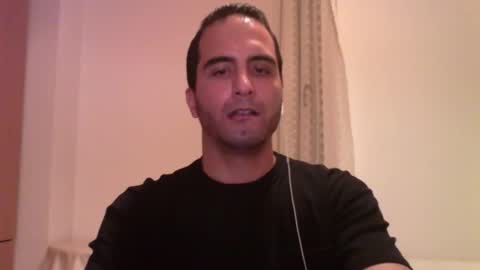 Snapshot of volve5 chatting on December 14, 2024, 12:01 am volve5 online show from December 14, 2024, 12:01 am