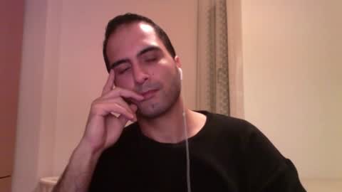 Snapshot of volve5 chatting on March 10, 2025, 7:50 pm volve5 online show from March 10, 2025, 7:50 pm