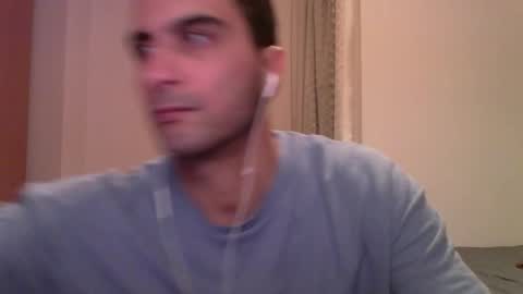 Snapshot of volve5 chatting on December 14, 2025, 12:49 am volve5 online show from December 14, 2025, 12:49 am