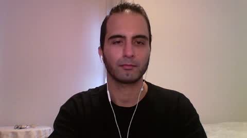 Snapshot of volve5 chatting on April 1, 2026, 1:41 pm volve5 online show from April 1, 2026, 1:41 pm