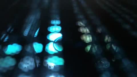 vondavigano online show from December 7, 2024, 12:13 pm