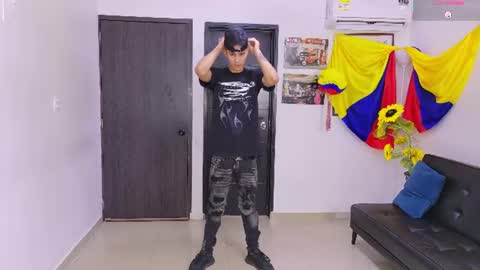 voyeurism_guys online show from July 12, 2026, 10:34 pm