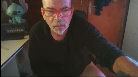 oscar online show from October 5, 2025, 5:50 am