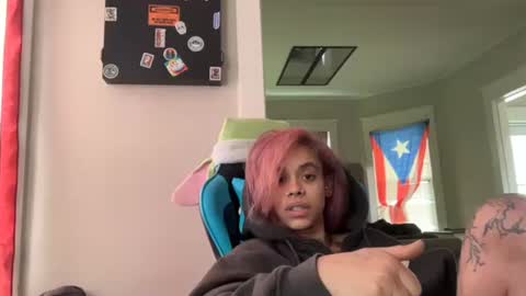 vveejay online show from October 14, 2025, 5:58 pm