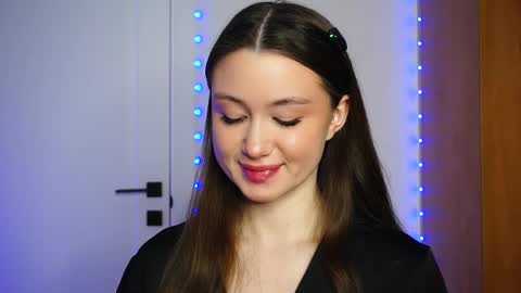 Snapshot of vvilly_wonka chatting on February 3, 2026, 1:37 am Ethal - thank you for thumb up online show from February 3, 2026, 1:37 am