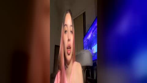Snapshot of vvsphenomenal chatting on July 5, 2026, 6:09 am VVS Phenomenal online show from July 5, 2026, 6:09 am