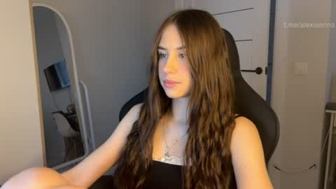 Snapshot of vx_arina chatting on July 10, 2026, 12:30 pm Arina online show from July 10, 2026, 12:30 pm