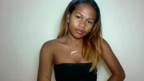 vynarahot online show from July 5, 2026, 3:52 pm