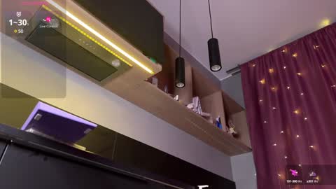 ILONA A week goal new laptop online show from January 7, 2025, 5:33 am