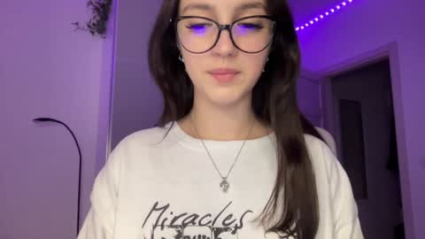 Alice  Before pvt write to me in PM  online show from December 23, 2024, 12:46 am