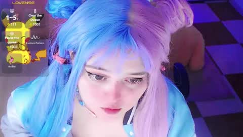   online show from October 4, 2025, 3:26 am