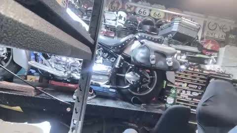 wakesblowinclouds online show from November 16, 2025, 10:43 am