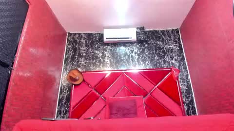 waleska   online show from April 21, 2026, 12:00 pm