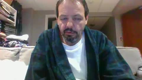 walker033 online show from March 3, 2025, 4:03 am