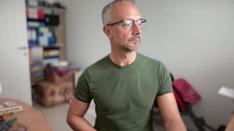 walky78 online show from April 8, 2026, 12:38 pm