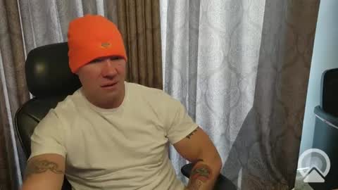 walle6633911 online show from December 3, 2024, 8:06 pm