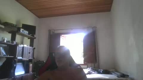 walmen20222 online show from March 9, 2025, 6:54 pm