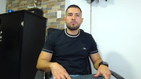 WALTER BROWN  online show from March 7, 2026, 11:46 pm