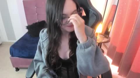 Alexandra online show from February 9, 2026, 3:05 pm