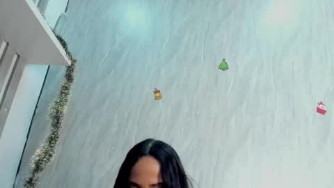  wanda  online show from December 3, 2024, 9:23 pm