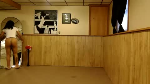 wanderlustgaal online show from December 19, 2025, 1:18 pm