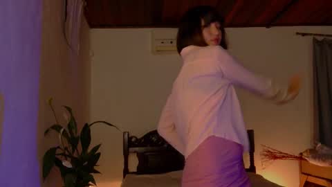 Miya online show from March 16, 2026, 5:44 am