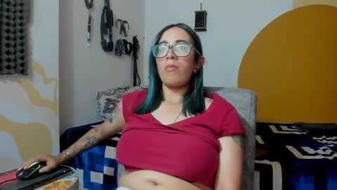 Waningrose  Lu online show from January 8, 2025, 9:23 pm