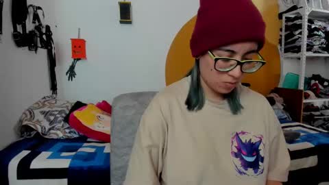 Waningrose  Lu online show from March 5, 2025, 4:02 pm