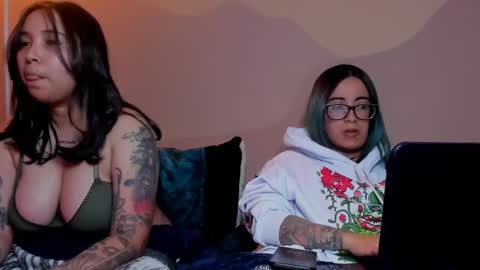 Waningrose  Lu online show from March 7, 2025, 3:29 am