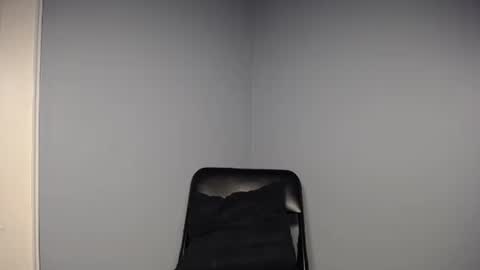 wannaplay1025 online show from January 7, 2026, 1:19 am