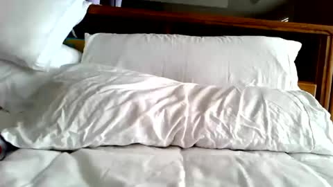 Snapshot of wantingu2john chatting on June 23, 2026, 1:42 pm wantingu2john online show from June 23, 2026, 1:42 pm