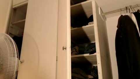 wants online show from March 19, 2026, 6:39 am