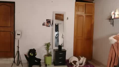 warrior_xena online show from October 5, 2025, 3:27 am