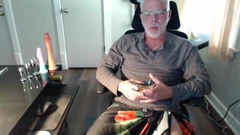 wasted_daze_ online show from April 16, 2026, 10:23 pm