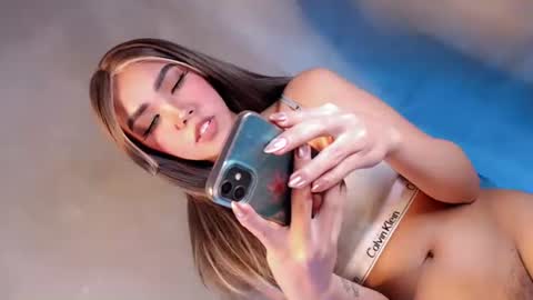 Isla Fox online show from September 13, 2025, 5:18 am