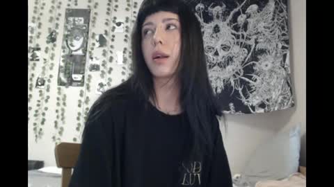 Mina online show from April 18, 2026, 2:54 pm