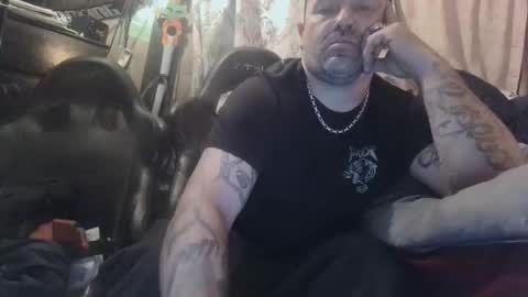 way2hott4u2 online show from March 15, 2026, 8:42 am