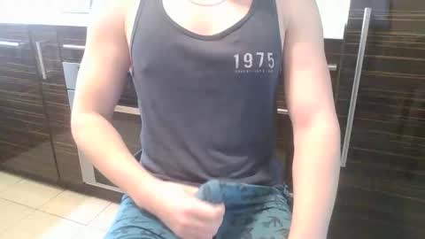 Anton online show from April 8, 2026, 3:28 am