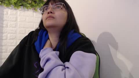 Trixie 3 online show from February 21, 2025, 1:55 pm