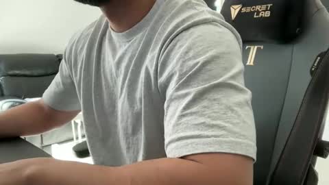 Weapon X online show from October 2, 2025, 10:17 pm