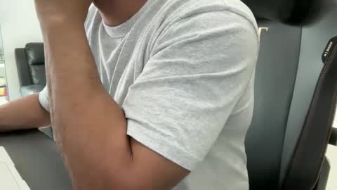 Weapon X online show from February 3, 2026, 2:53 am